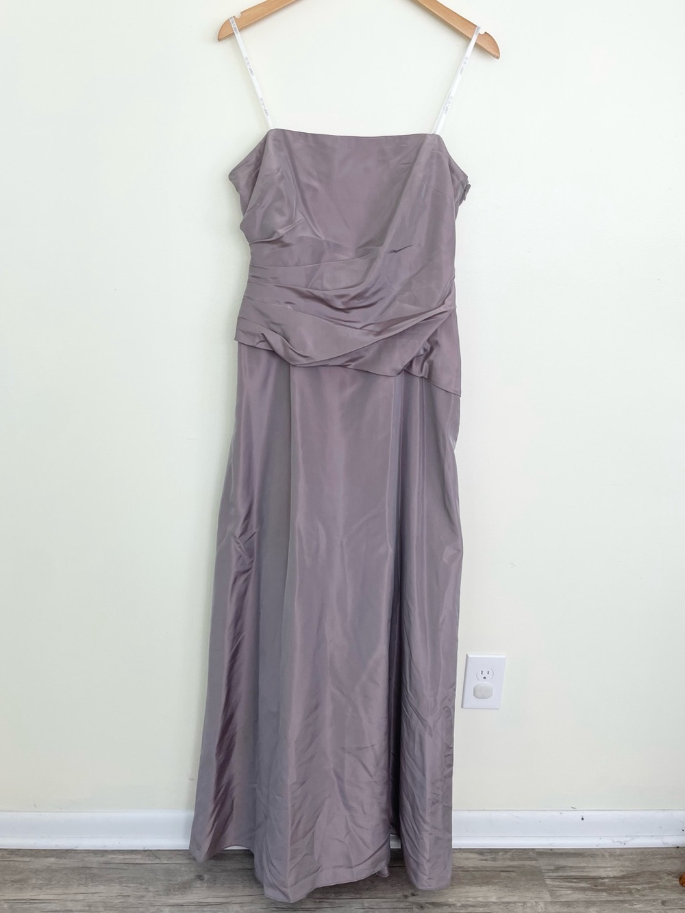 Vintage 90s Strapless Tafeta Gown in Lavender Grey Sz 10 Prom Evening Y2K Whimsy